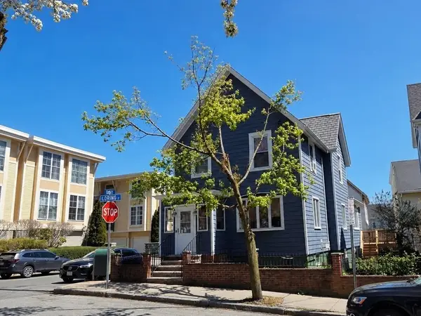 31 Loring St, Somerville, MA 02143
