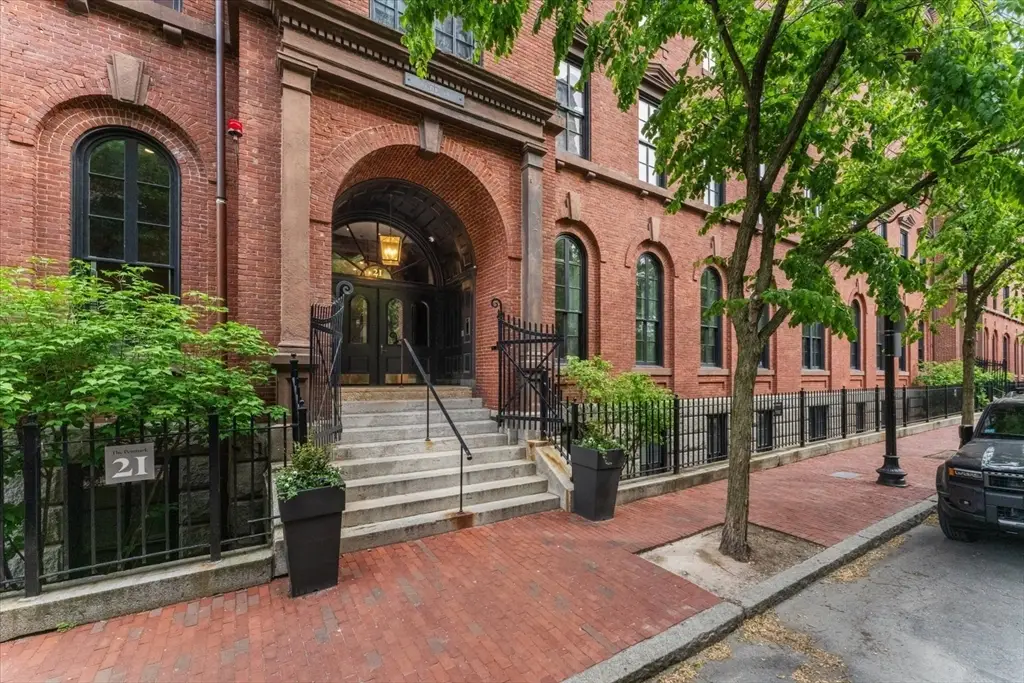 21 Father Francis Gilday St #314, Boston, MA 02118 - #1