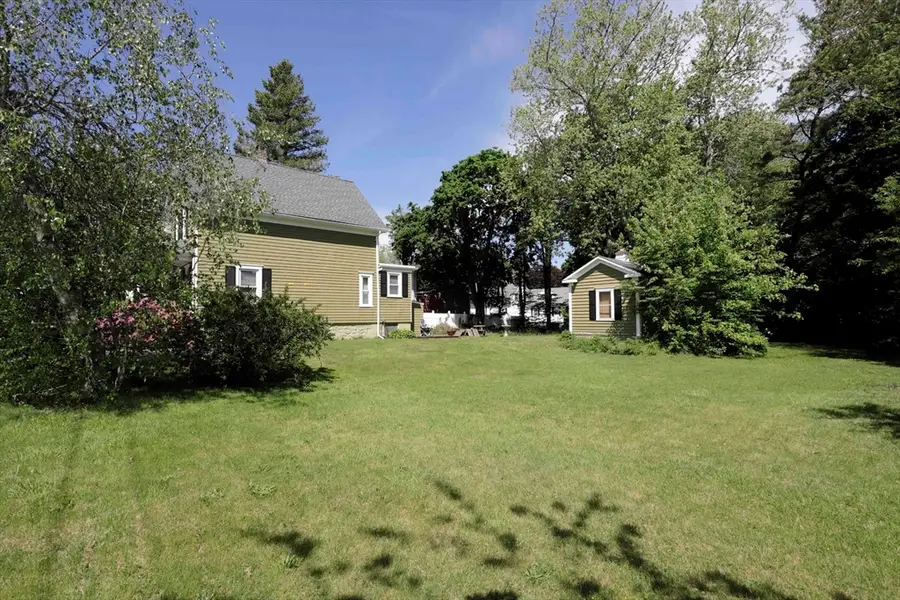 5 Anthony St, Acushnet, MA 02743 - #3