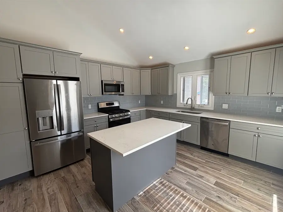 47 Dighton St, Boston, MA 02135 - #3