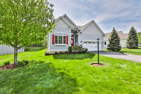 9 Black Forest Cir #9, Londonderry, NH 03053