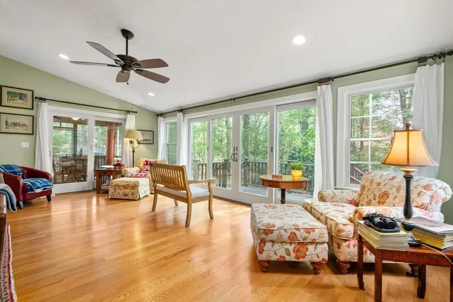 6A Wampanoag Dr., Acton, MA 01720 - #2
