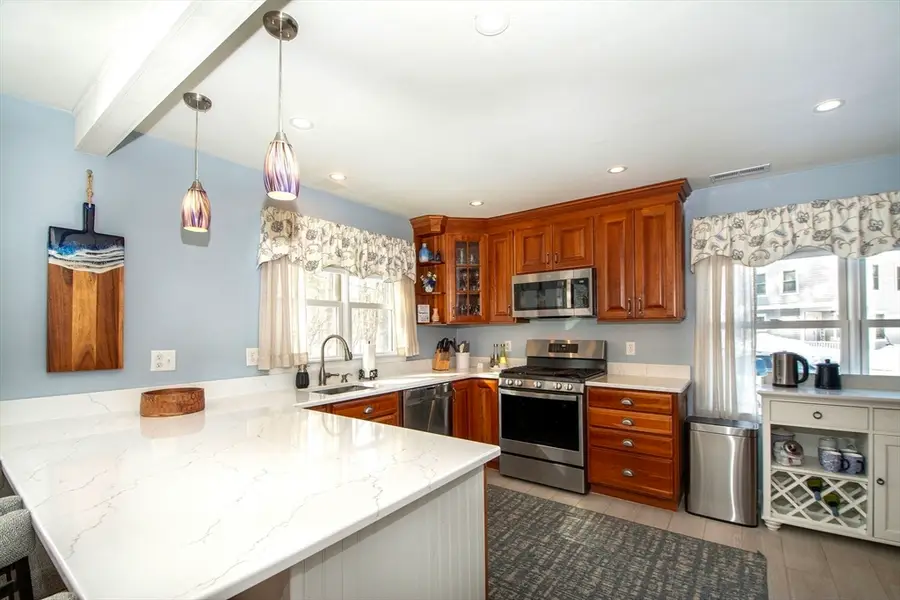 16 Holly Ct #16, Rockland, MA 02370 - #3