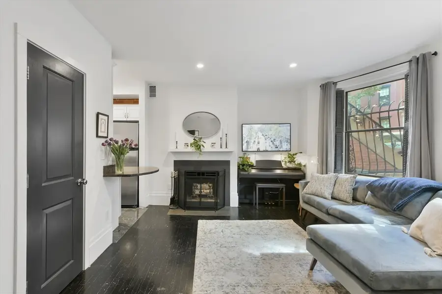 77 Waltham St #2, Boston, MA 02118 - #3