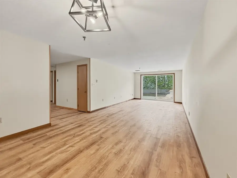45 Christopher Dr #105, Methuen, MA 01844 - #2