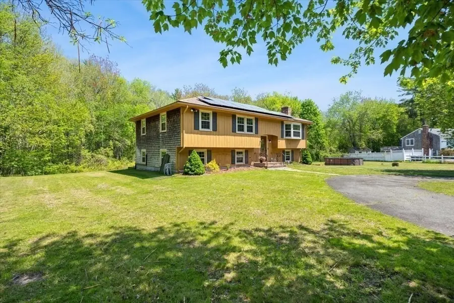 158 Bay State Cir, Hanson, MA 02341 - #2