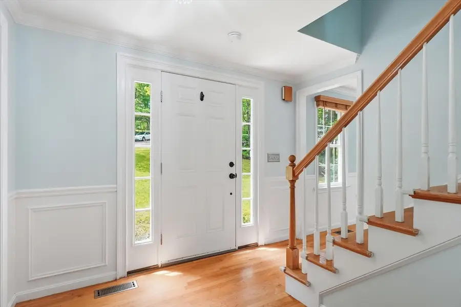 26 Long Hill Rd, Georgetown, MA 01833 - #3