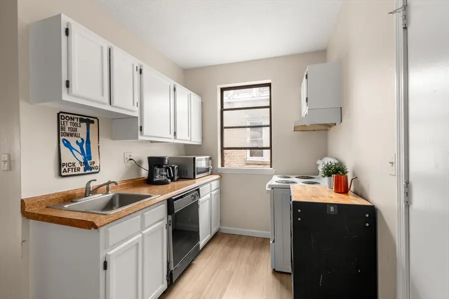 317 Summit Avenue #9, Boston, MA 02135 - #3