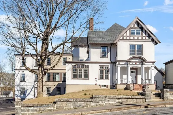 80 South St #7, Fitchburg, MA 01420
