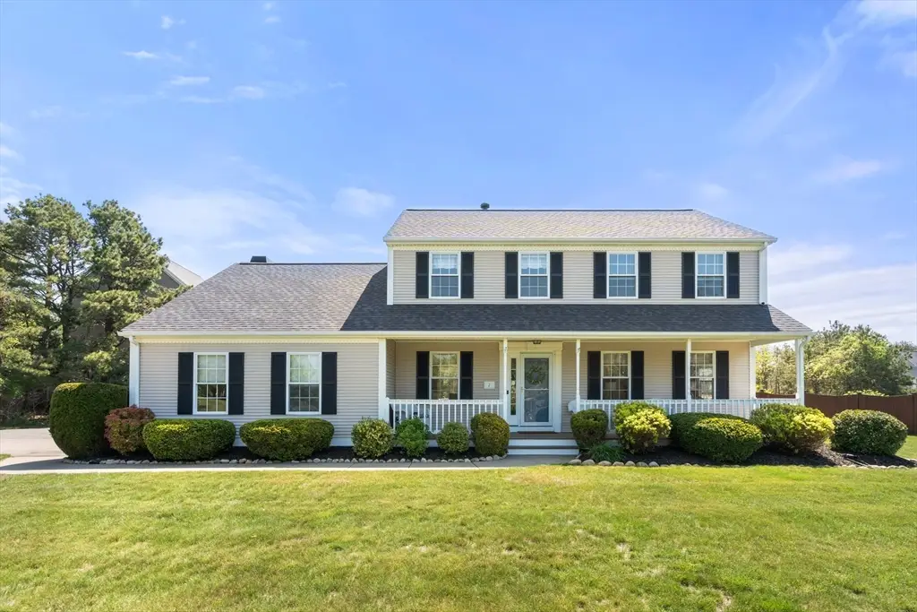 1 Lynn Cir, Plymouth, MA 02360 - #1
