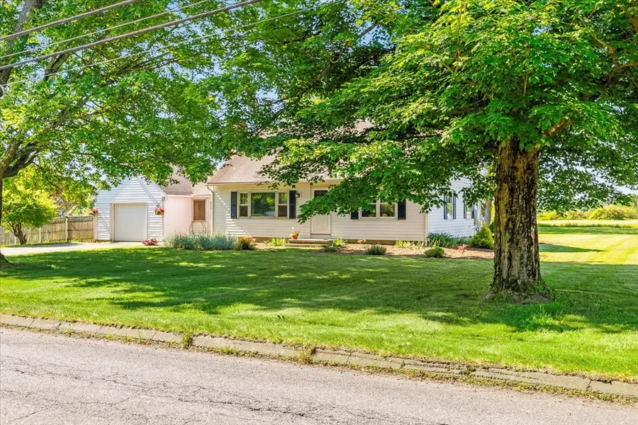 42 W Mountain Rd, Bernardston, MA 01337 - #2