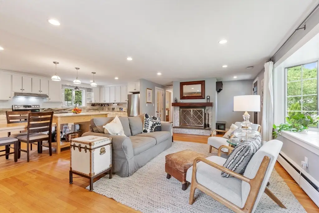 230 Harrington Ave, Concord, MA 01742 - #1