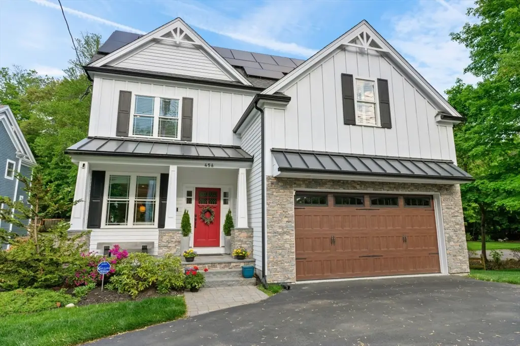 456 Chestnut St, Needham, MA 02492 - #1