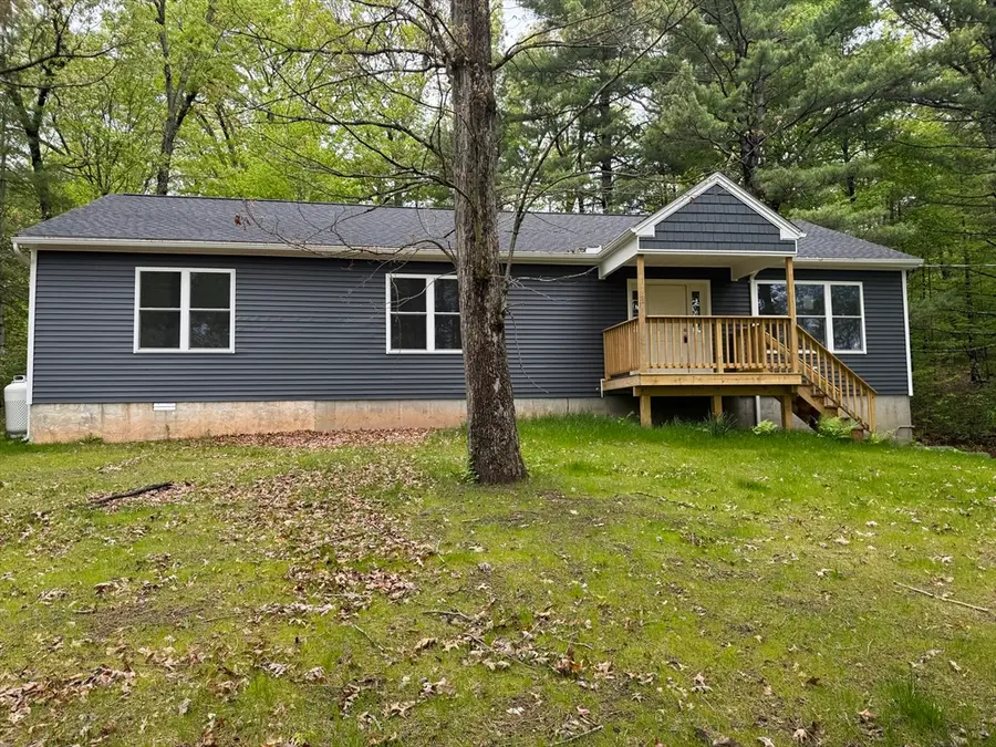 132 Kibbe Rd, East Longmeadow, MA 01028 - #3