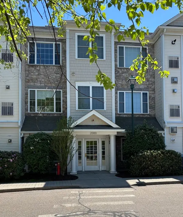 2303 Davenport Avenue #2303, Canton, MA 02021