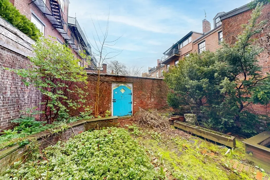 37 Mt Vernon St #1, Boston, MA 02108 - #1