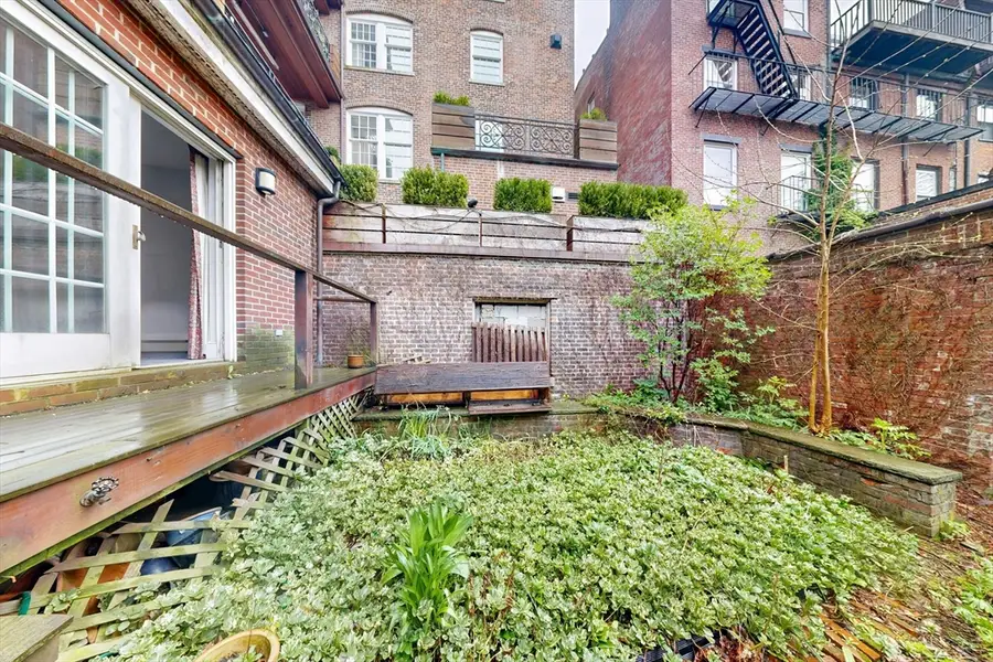 37 Mt Vernon St #1, Boston, MA 02108 - #3