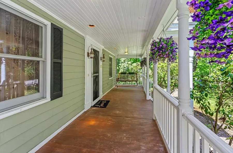 261 School Street, Groveland, MA 01834 - #2