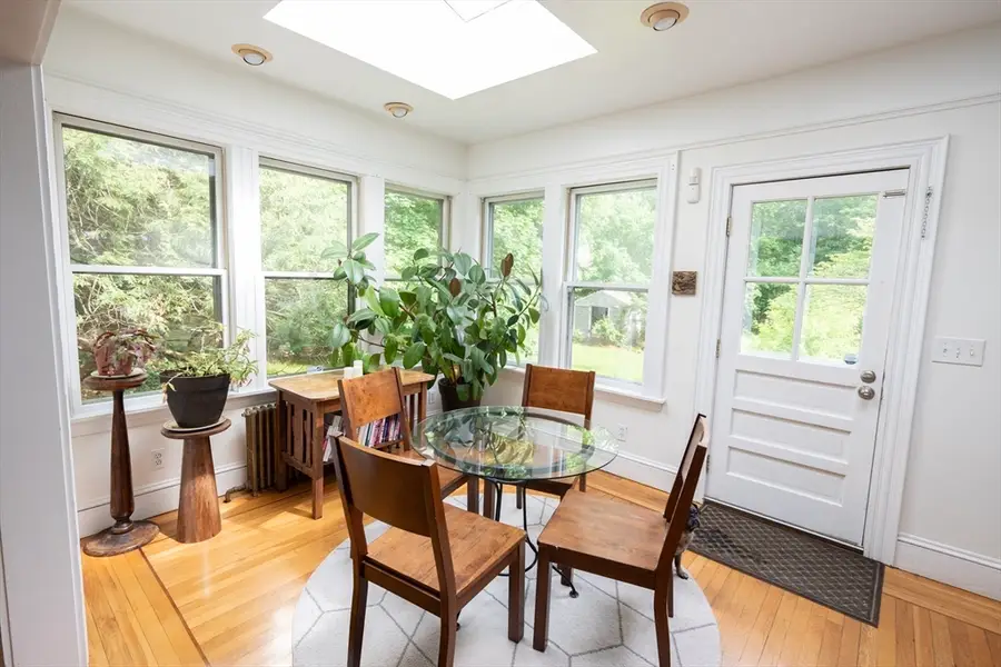 25 Milford St, Medway, MA 02053 - #2