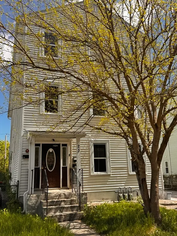 23 Wyman St, Worcester, MA 01610