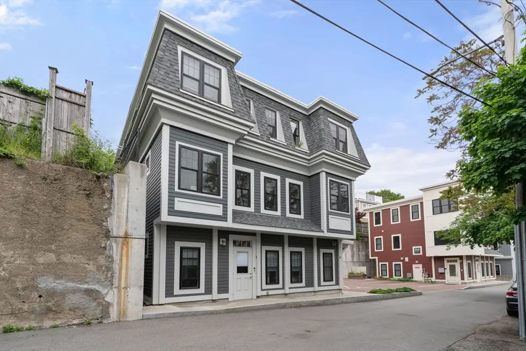57 Pitman St #2A, Somerville, MA 02143 - #1