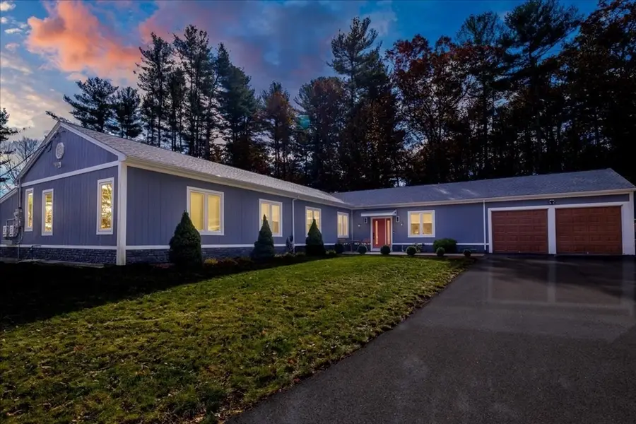 145 W River Street, Upton, MA 01568 - #3
