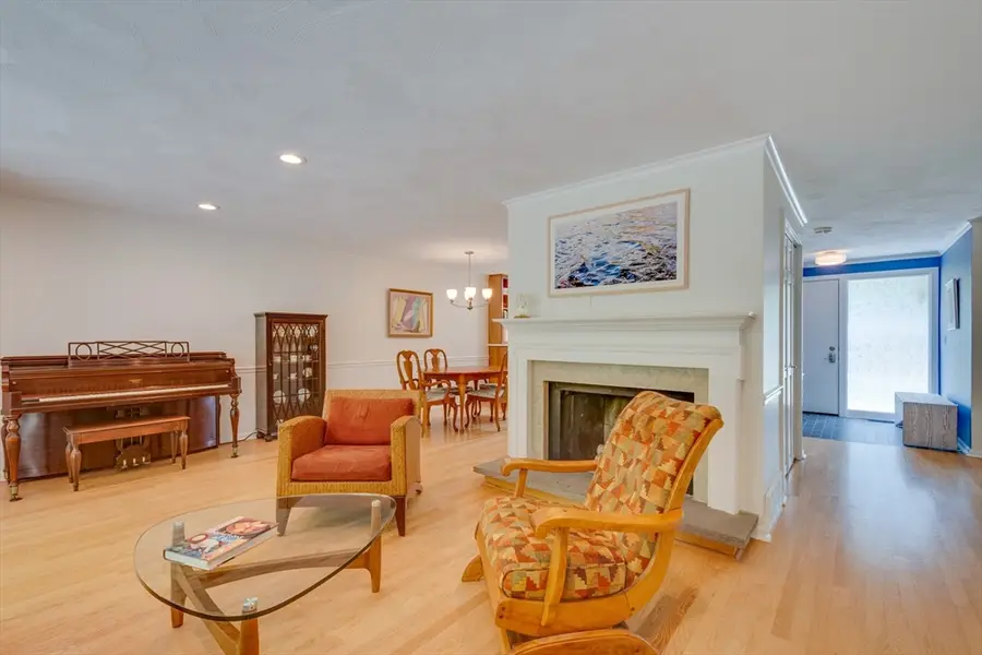235 Aspen Cir #235, Lincoln, MA 01773 - #3