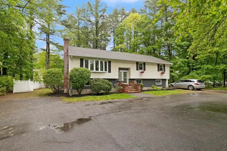 901 Haverhill St, Rowley, MA 01969 - #3