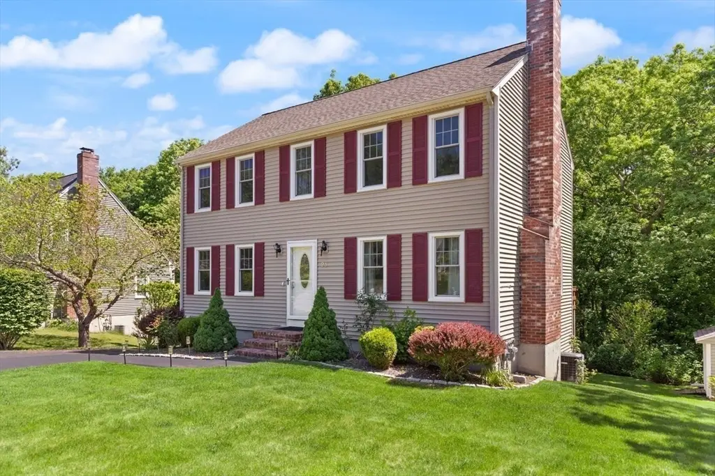 98 Laurelwood Dr, North Attleboro, MA 02760 - #1