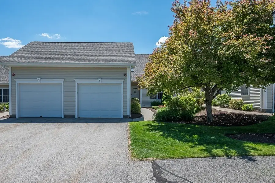 7 Blossom Tree Drive #7, Shrewsbury, MA 01545 - #2