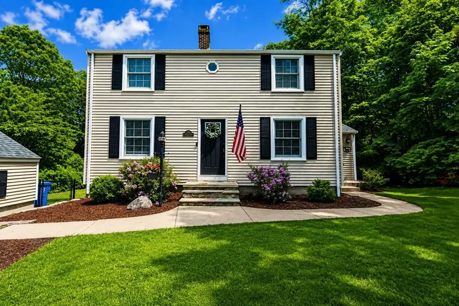 28 Park St, Wrentham, MA 02093 - #2