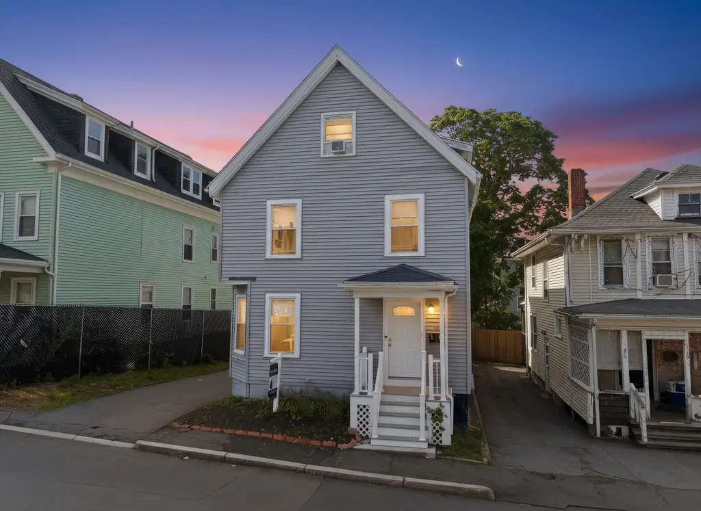 16 Crescent St, Lynn, MA 01902 - #1