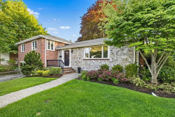 59 Deborah Rd, Newton, MA 02459