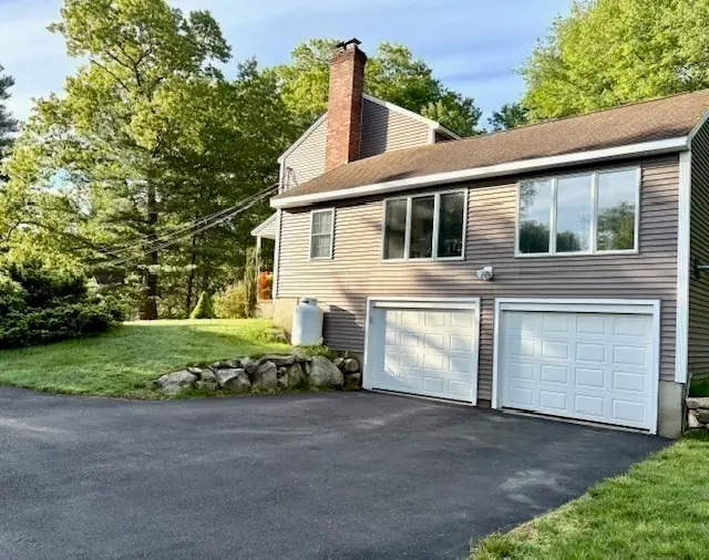150 Rochdale St, Auburn, MA 01501 - #3