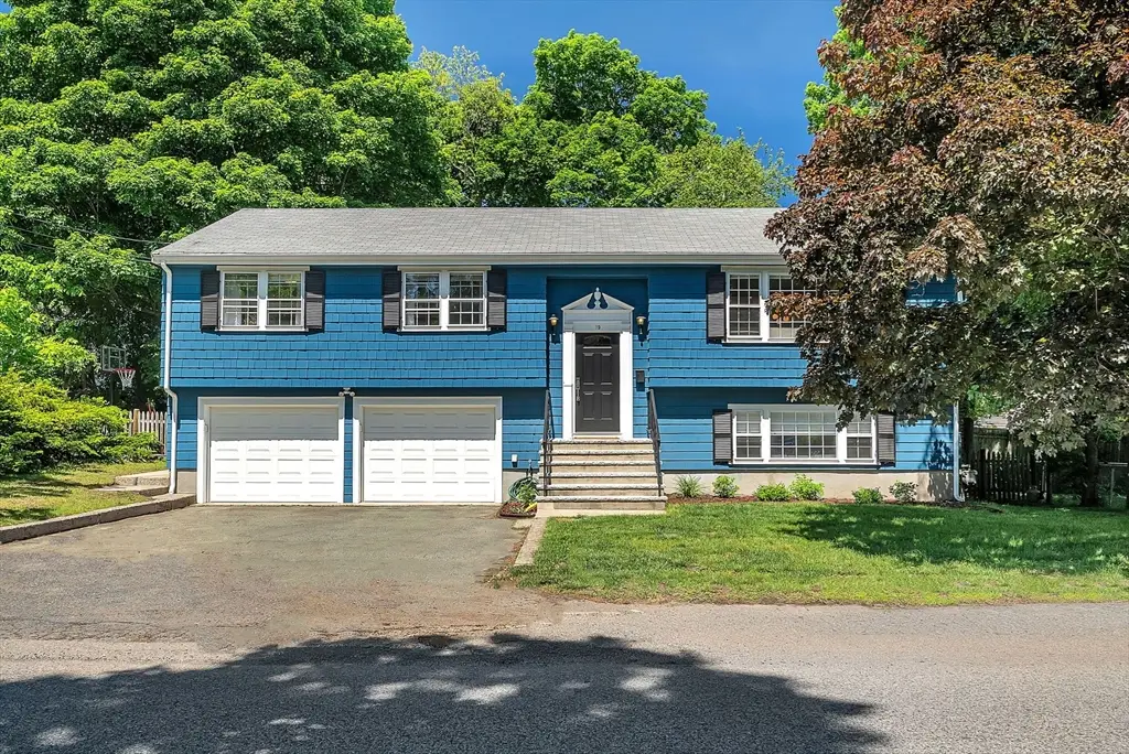 19 Marked Tree, Needham, MA 02492 - #1