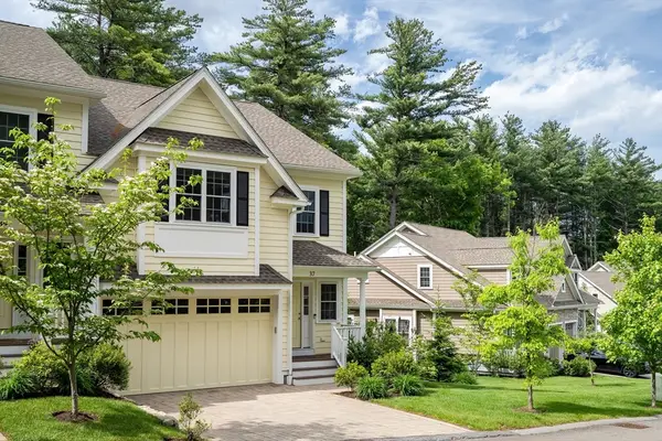 37 Jefferson Dr #37, Lexington, MA 02420