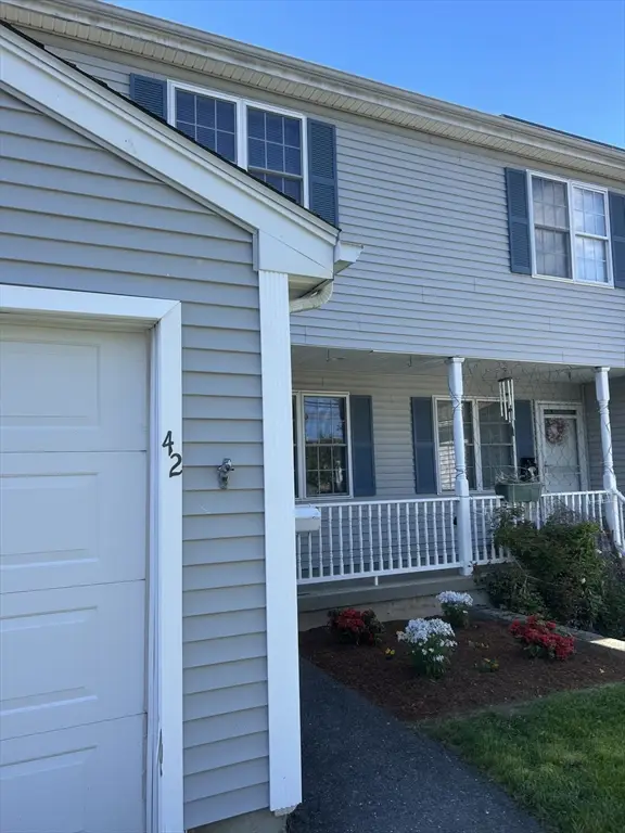 42 Castine St, Worcester, MA 01606