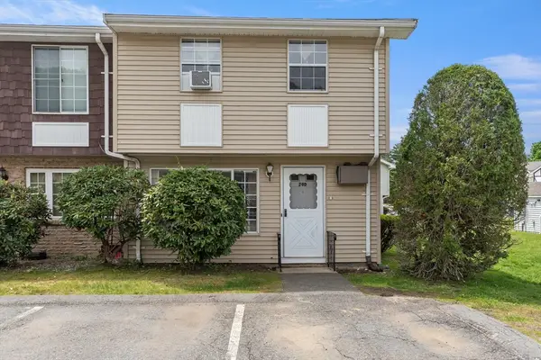 945 Riverside Dr #29D, Methuen, MA 01844
