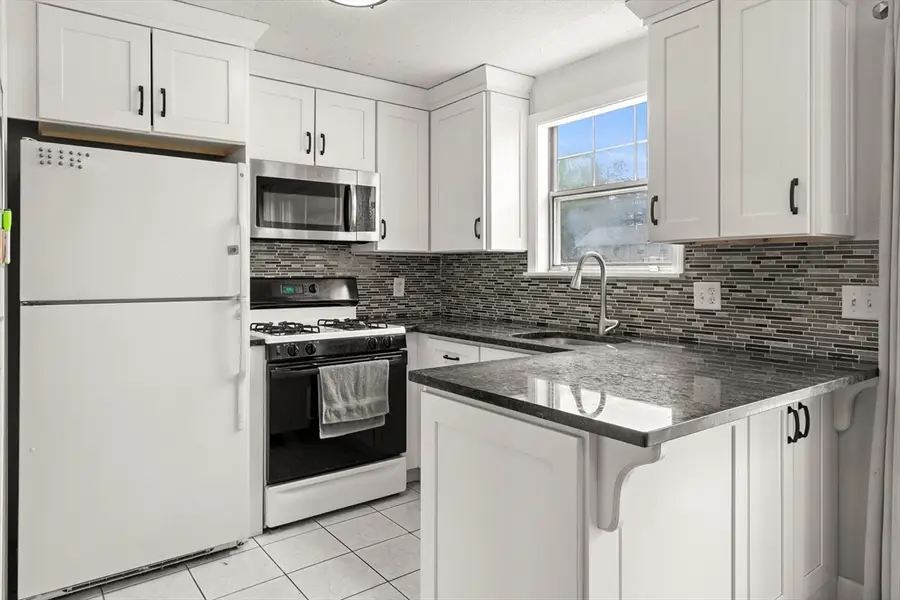 945 Riverside Dr #29D, Methuen, MA 01844 - #2