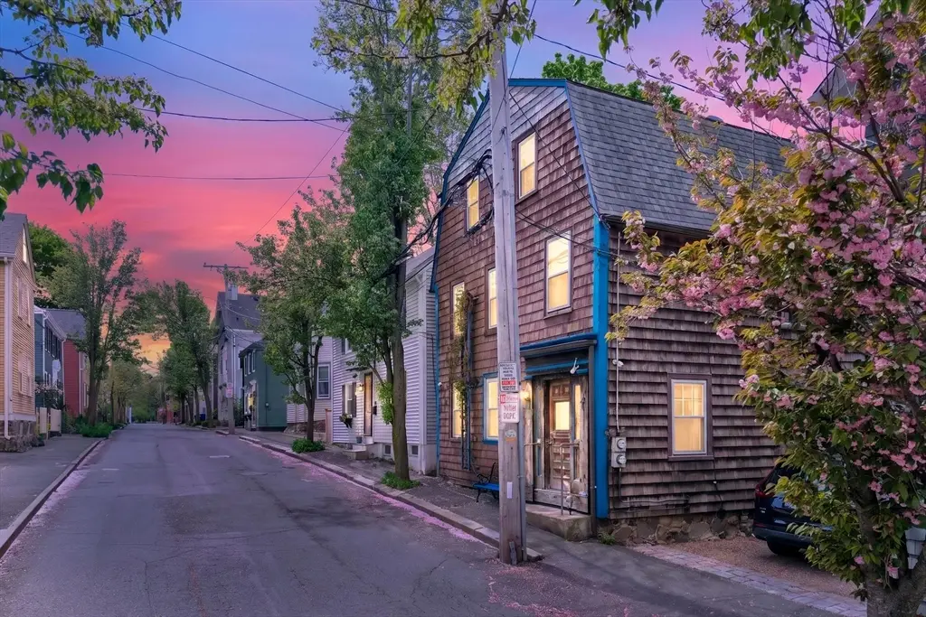 31 Williams Street, Salem, MA 01970 - #1