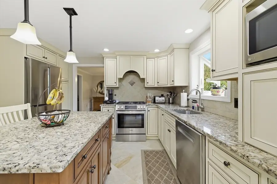 30 Princess Pine Circle, Taunton, MA 02780 - #2