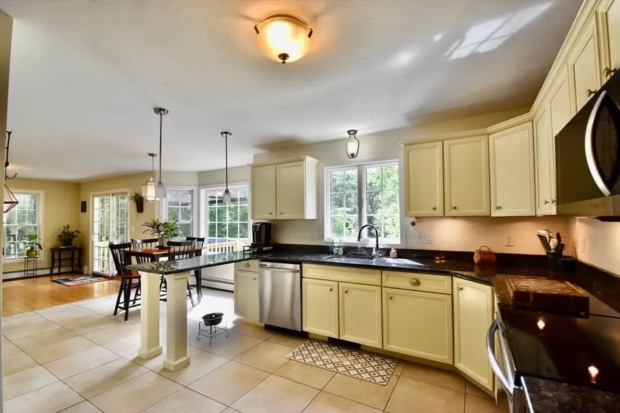 5 Eleanor La, Charlton, MA 01507 - #2