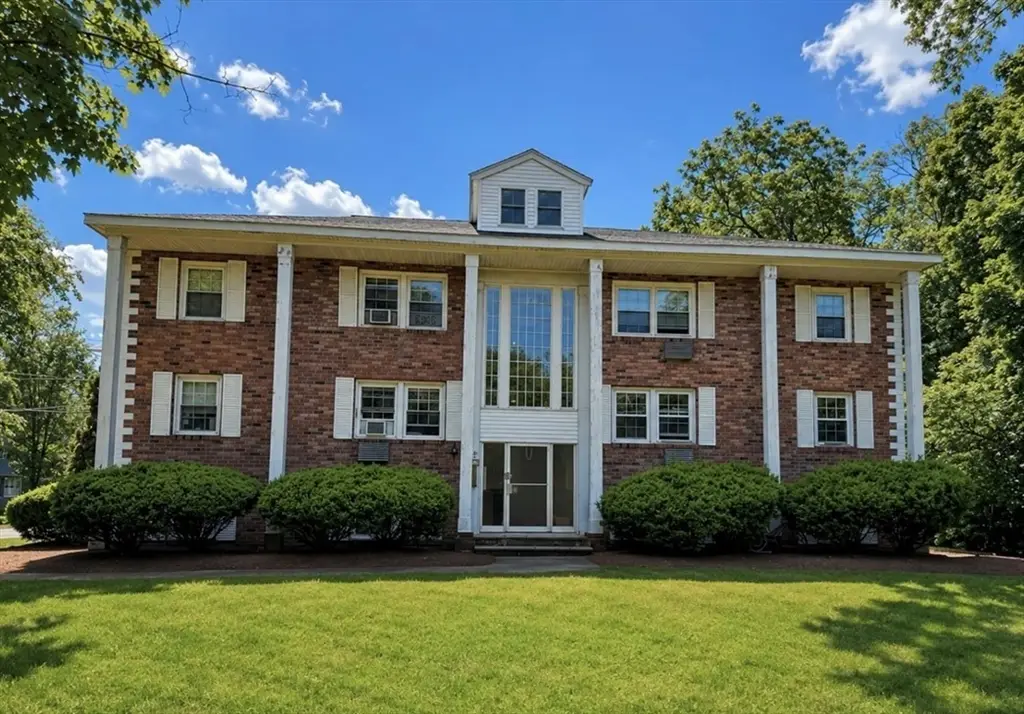 39 N Billerica Rd #4, Lowell, MA 01852 - #1