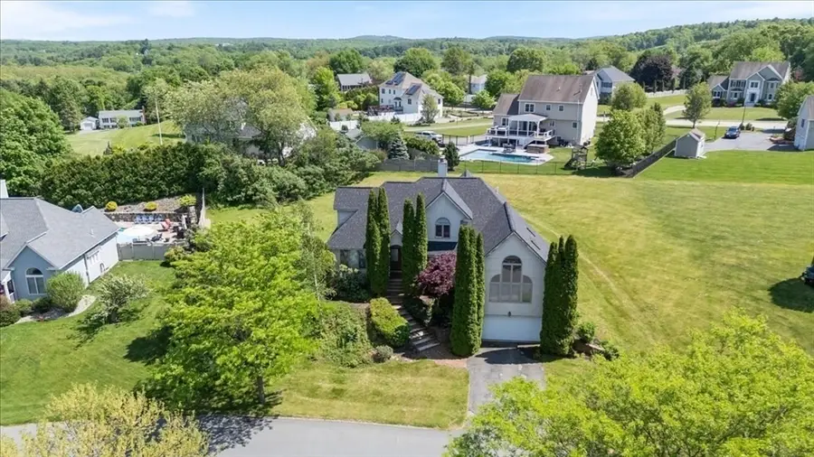 10 Valleyview Farm Rd, Haverhill, MA 01835 - #2