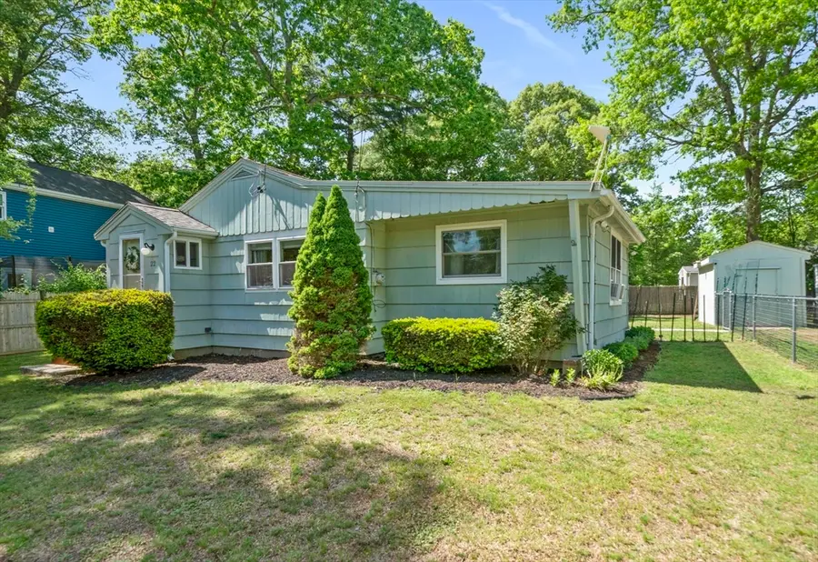 22 Madison Road, Halifax, MA 02338 - #3