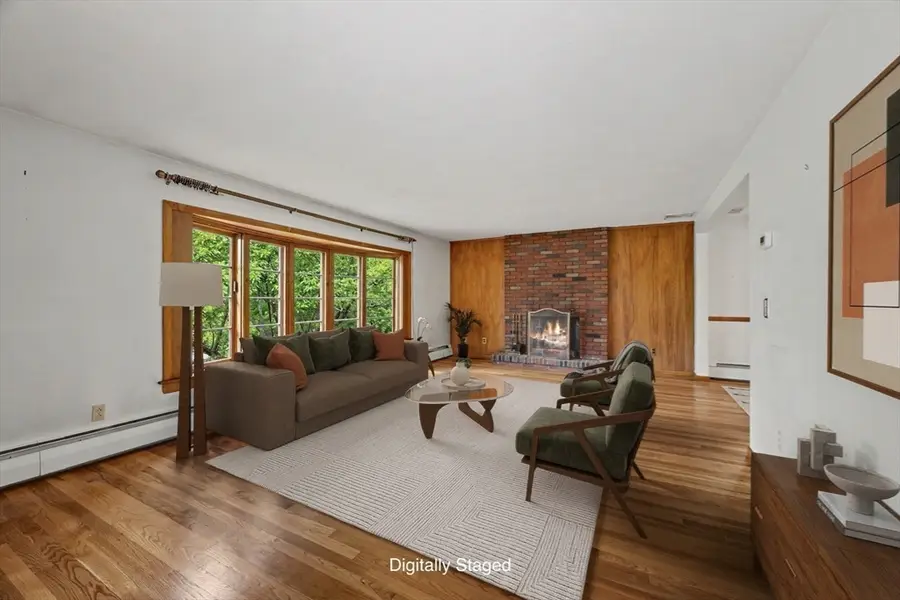 26 Arlington Road, Burlington, MA 01803 - #3