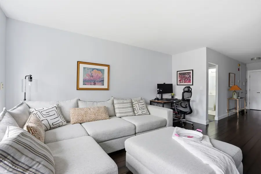 65 E India Row #14A, Boston, MA 02110 - #3