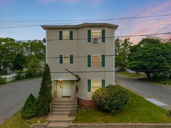 35 Hazel St #B, Attleboro, MA 02703