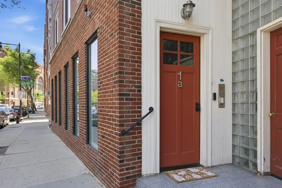 406-418 Commercial St #1A, Boston, MA 02109 - #2
