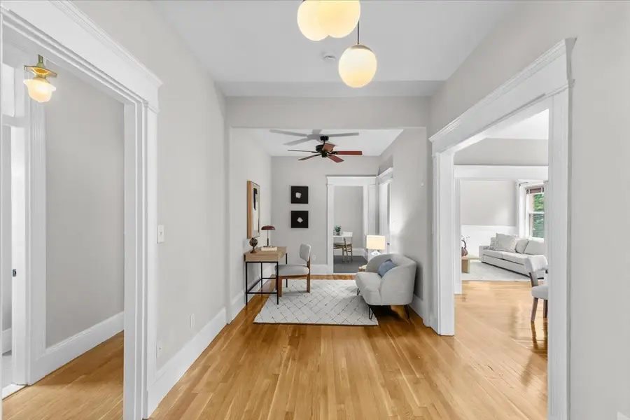 9 Verndale Street #2, Brookline, MA 02446 - #3